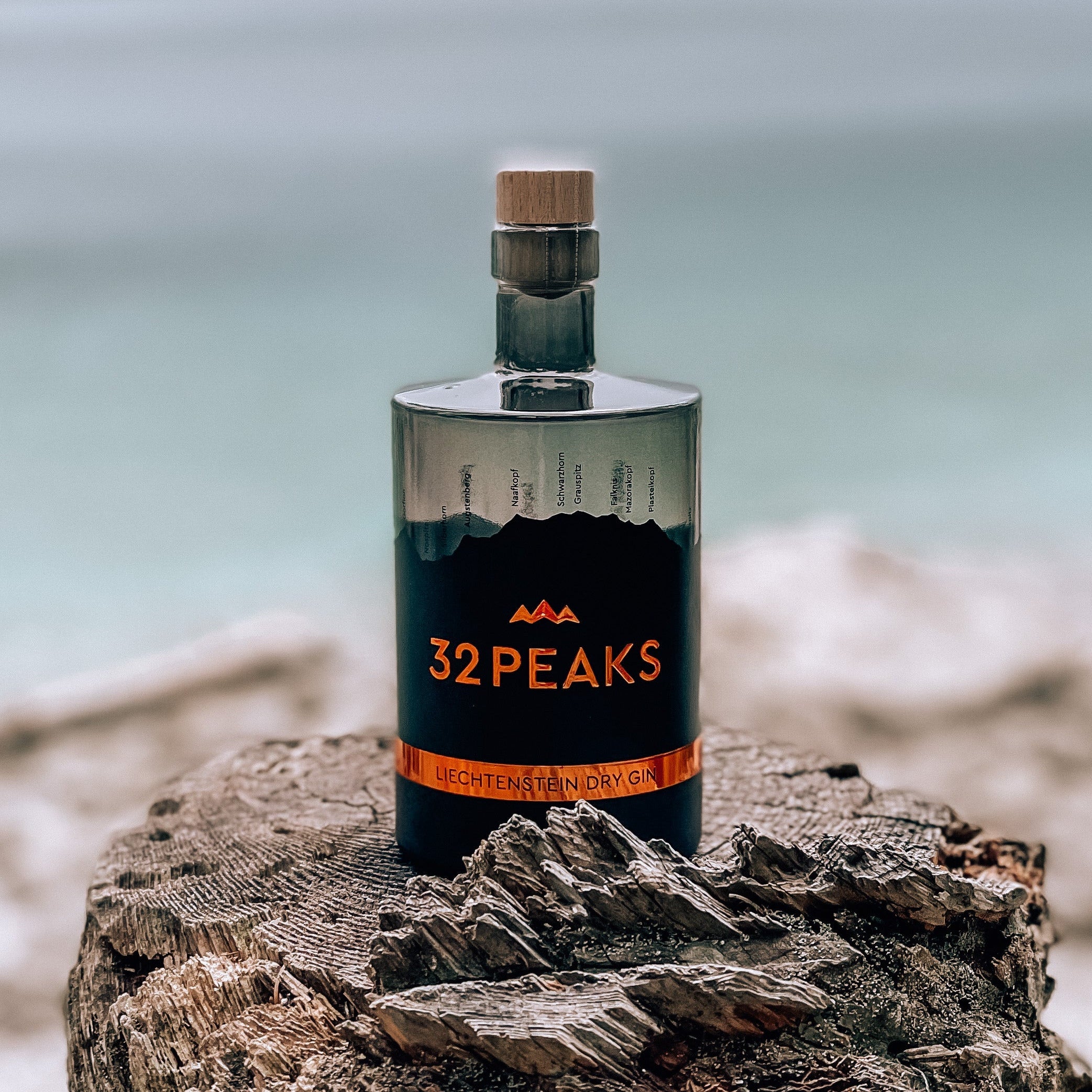 32 Peaks Liechtenstein Dry Gin (Liechtenstein)